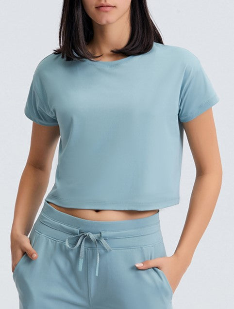 Lightweight Cropped Crew Neck Workout Tee - Green - 1