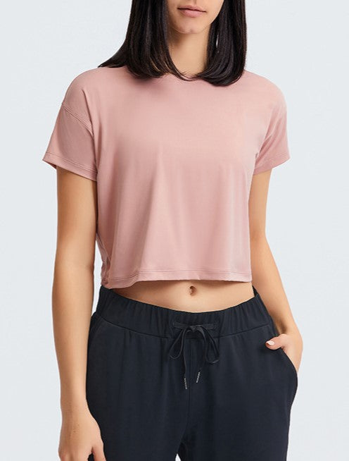 Lightweight Cropped Crew Neck Workout Tee