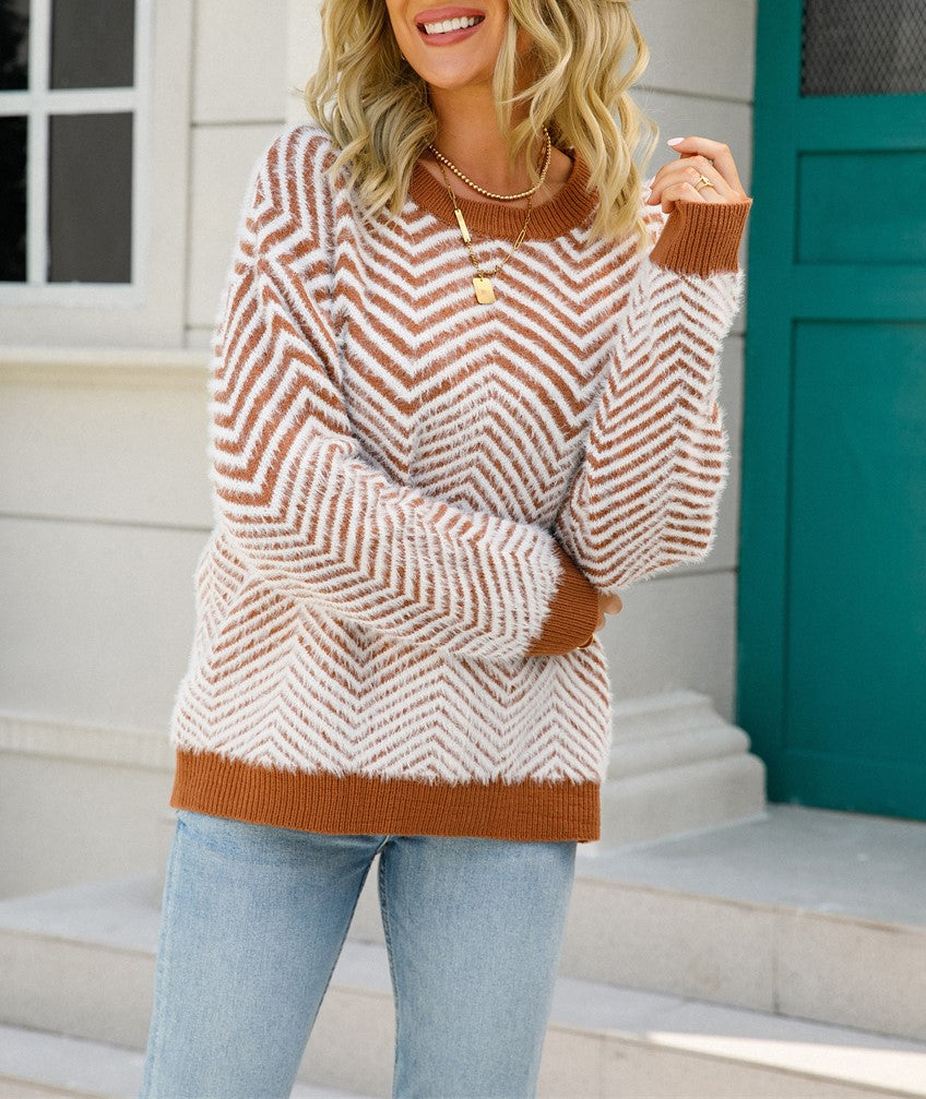 Chevron Textured Contrast Trim Crew Neck Sweater - Brown