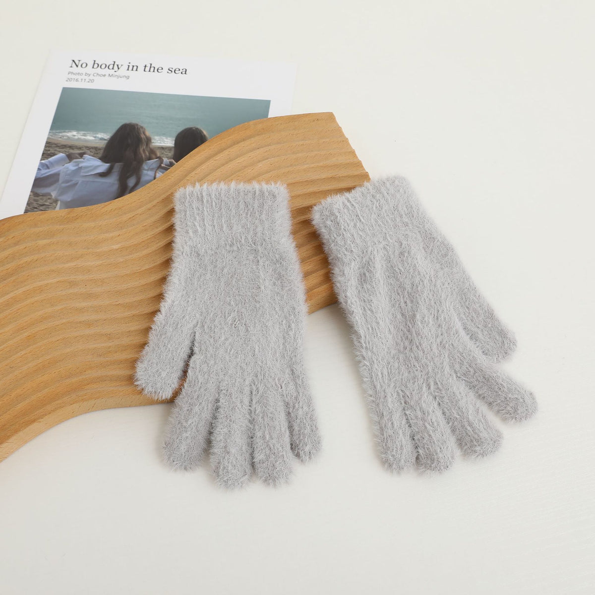 Fluffy Plush Touchscreen Winter Gloves - Gray