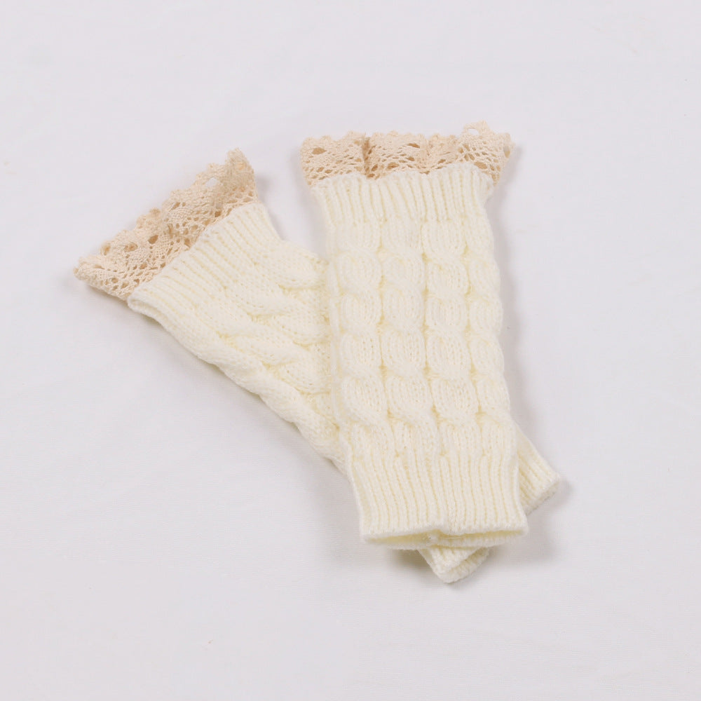 Lace Trim Cable Knit Fingerless Gloves - White