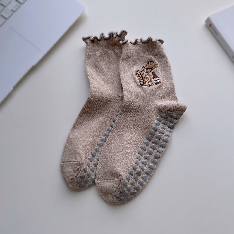 Non Slip Grip Crew Socks With Lettuce Edge - Beer_K