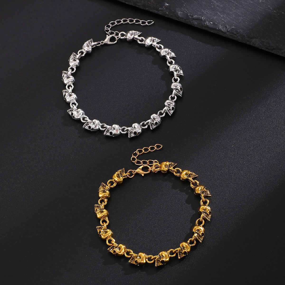 Skull Link Chain Bracelet And Hand Harness