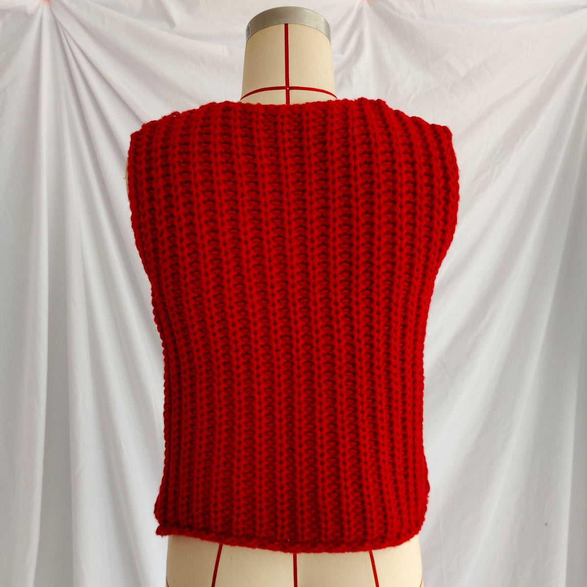 Button Front Chunky Knit Cardigan Vest With Pockets - red - 2