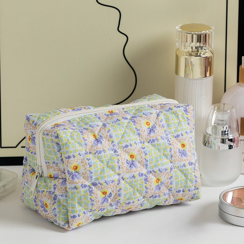 Quilted Boxy Makeup Bag With Zip Closure - NO09