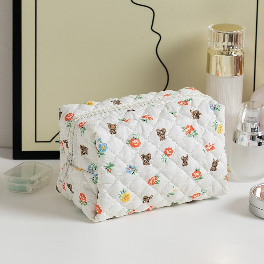 Quilted Boxy Makeup Bag With Zip Closure - NO13