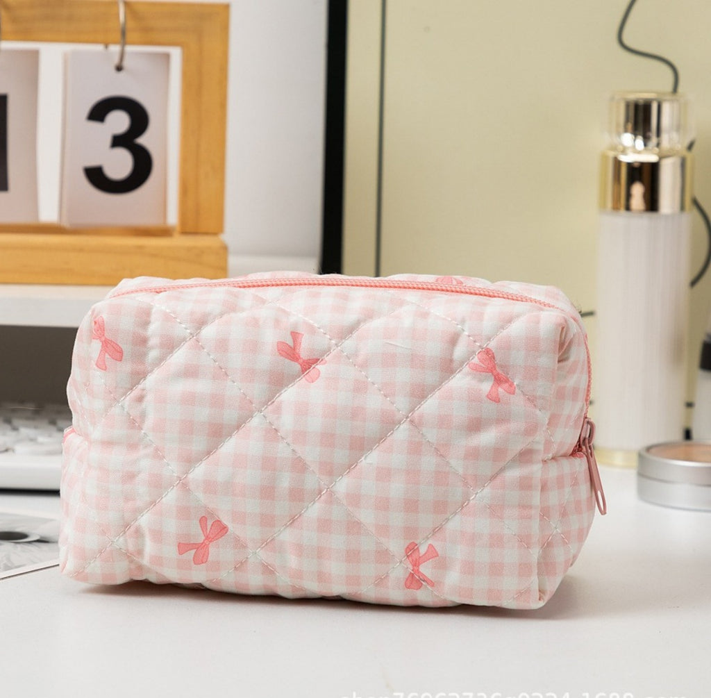 Quilted Boxy Makeup Bag With Zip Closure - NO22