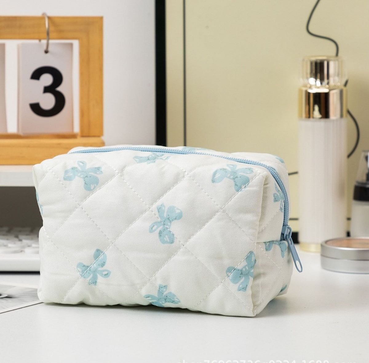 Quilted Boxy Makeup Bag With Zip Closure - NO27