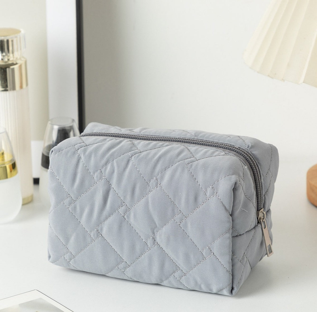 Quilted Boxy Makeup Bag With Zip Closure - NO31