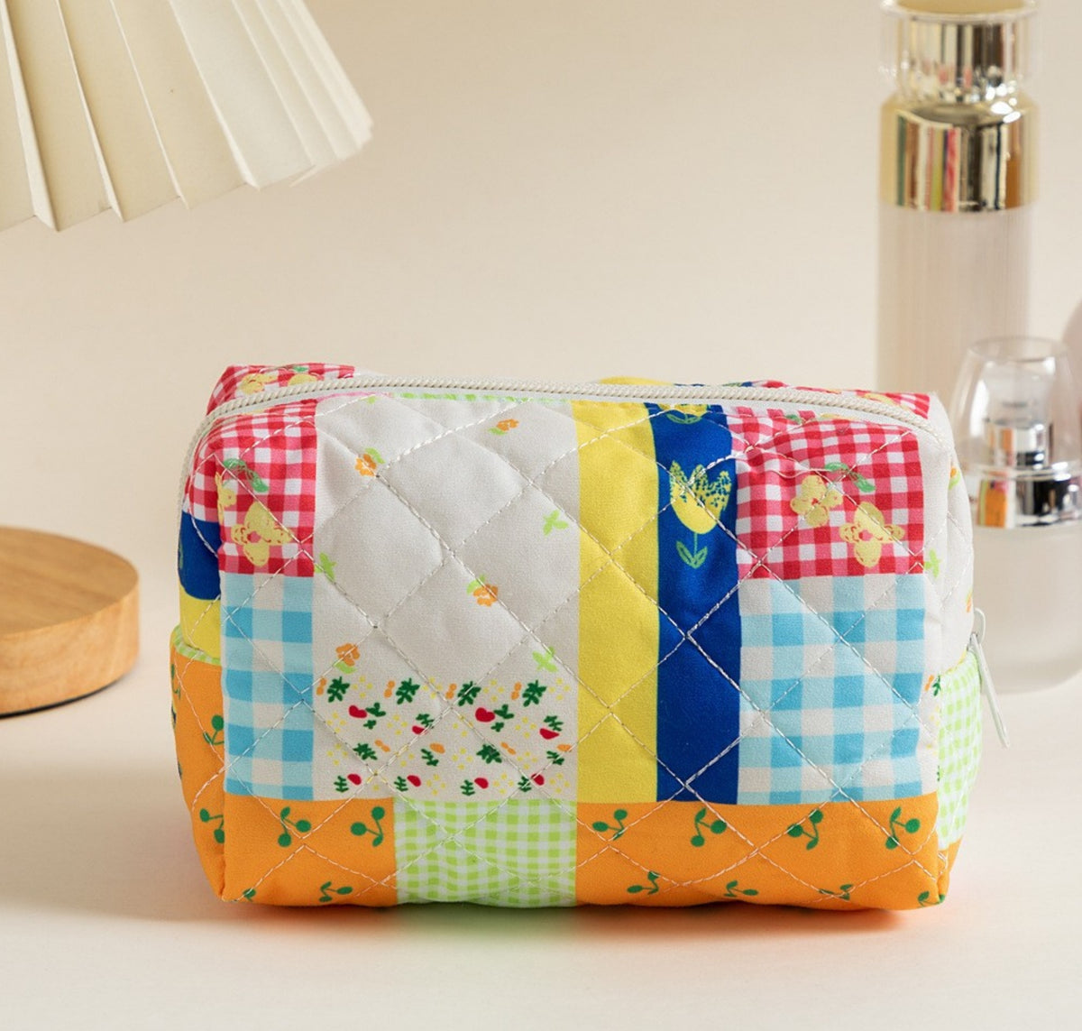 Quilted Boxy Makeup Bag With Zip Closure - NO40