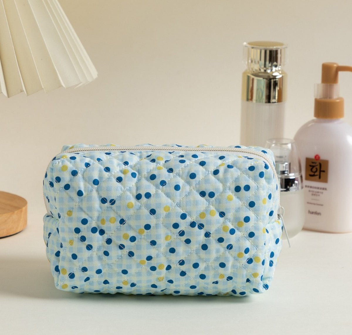Quilted Boxy Makeup Bag With Zip Closure - NO41