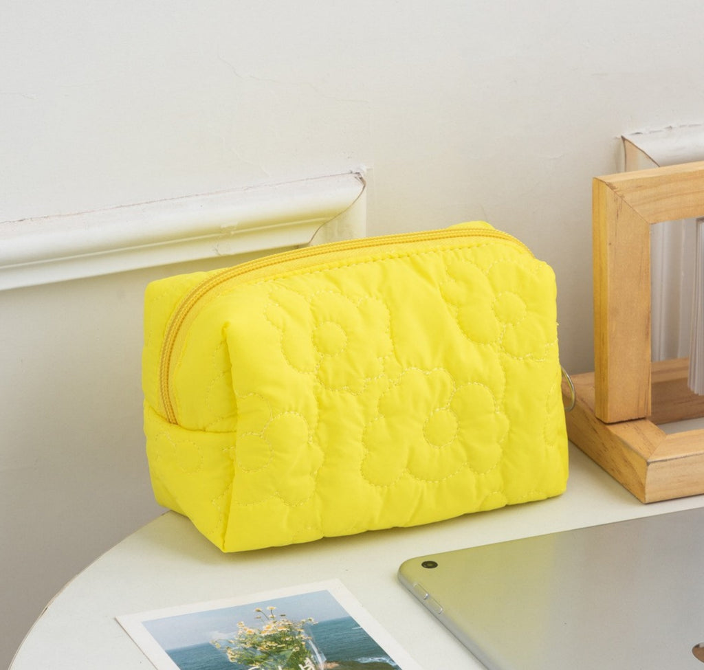 Quilted Boxy Makeup Bag With Zip Closure - NO50