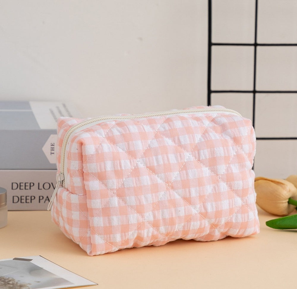 Quilted Boxy Makeup Bag With Zip Closure - NO58