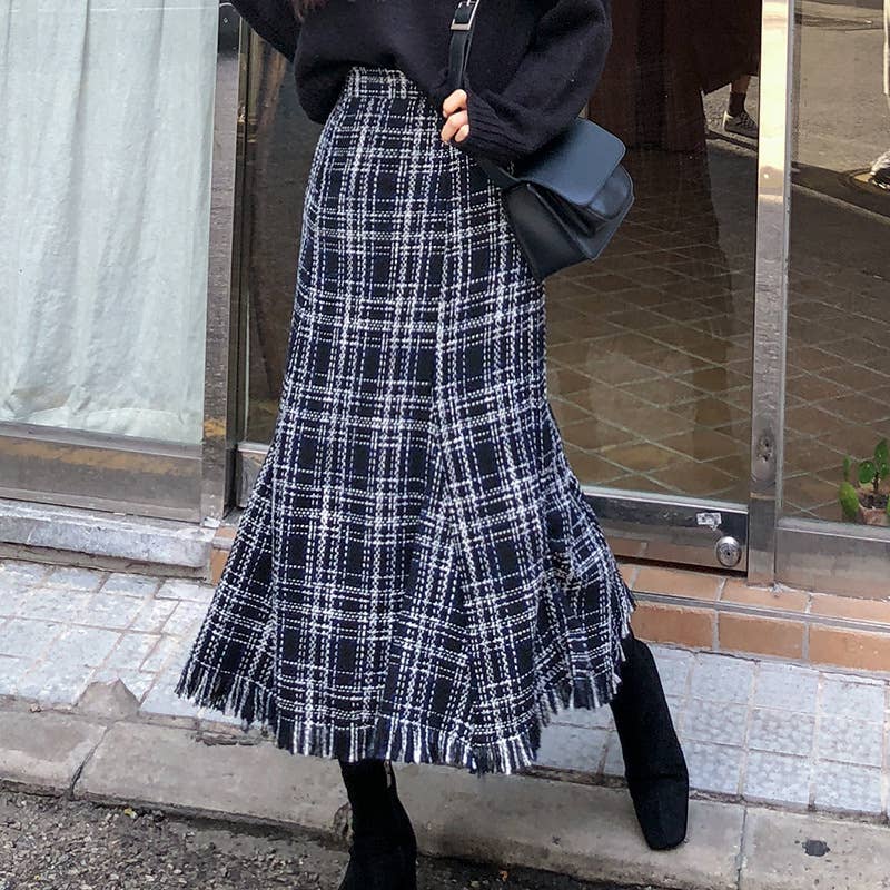 Frayed Hem Plaid Tweed Maxi Skirt