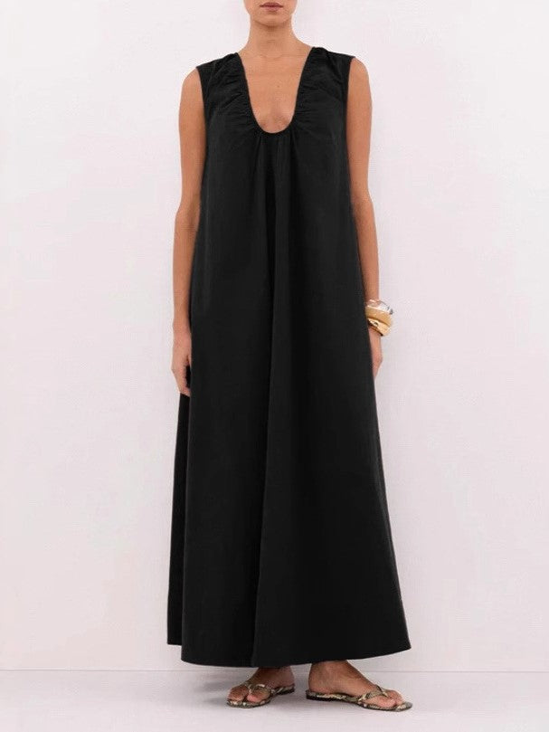 Scoop Neck Trapeze Maxi Dress - Black