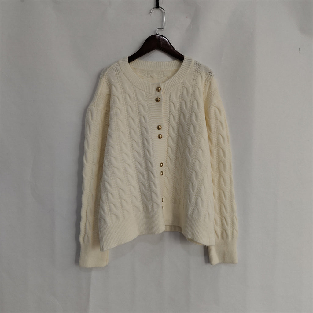 Scalloped Hem Cable Knit Cardigan - white