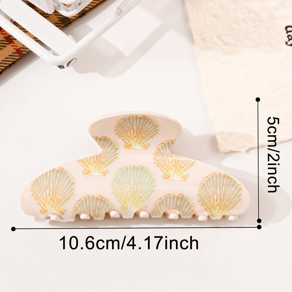 Beach Hair Claw Clip With Sea Life Prints - Shell