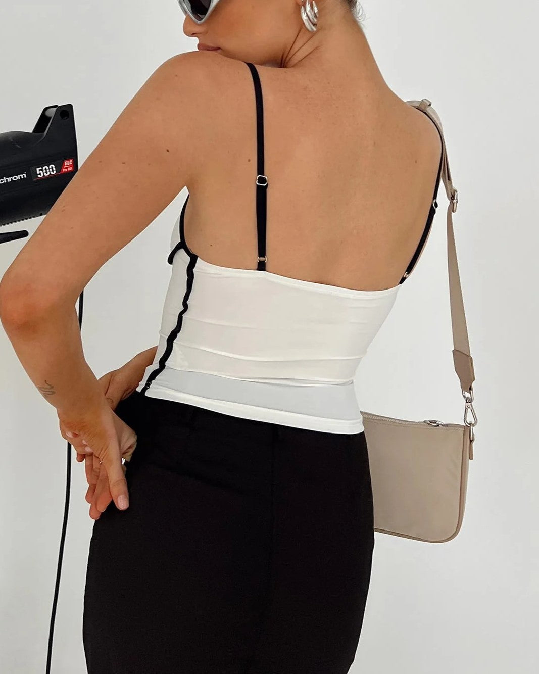 Contrast Bind Skinny Strap Crop Camisole - White - 2