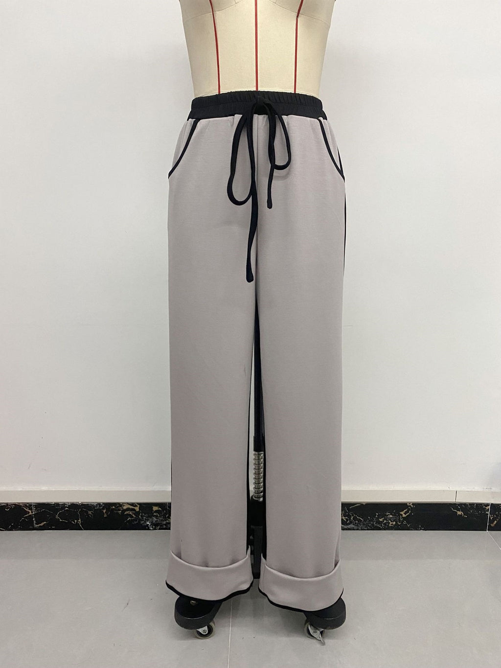 Wide Leg Pants With Contrast Side Panels - Grey - 1