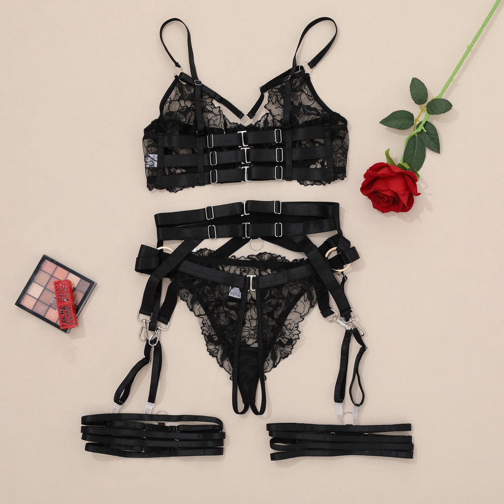 Embroidered Lace Underwire Bra And Strappy Garter Set - Black