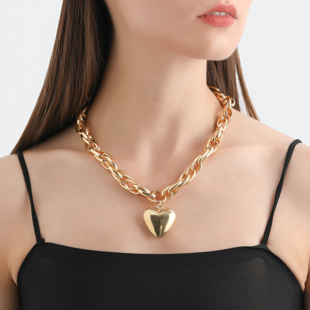 Puffed Heart Chunky Chain Necklace