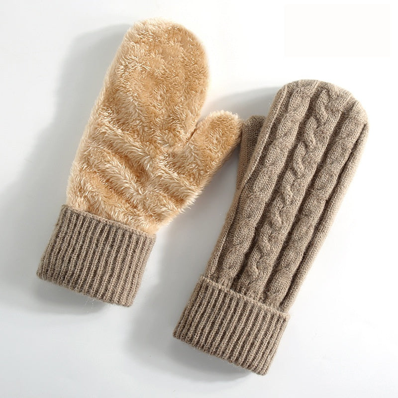 Cable Knit Plush Lined Winter Gloves - Color_17