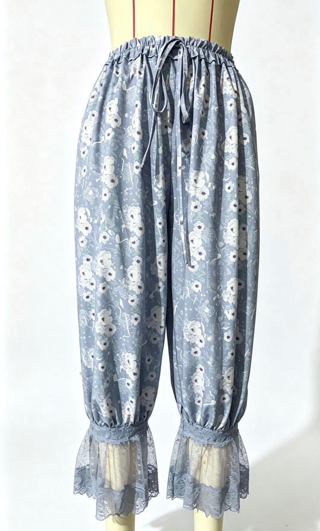 Floral Lace Ruffle Cuff Cropped Bloomer Pants - Blue