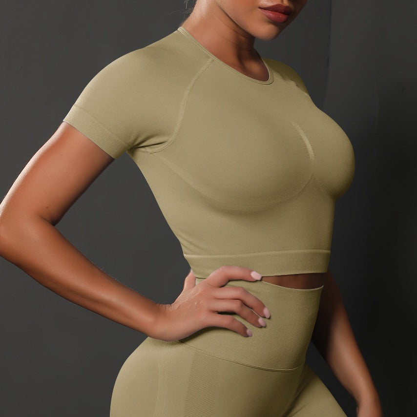 Seamless Contour Knit Short Sleeve Cropped Gym Tee - Khaki