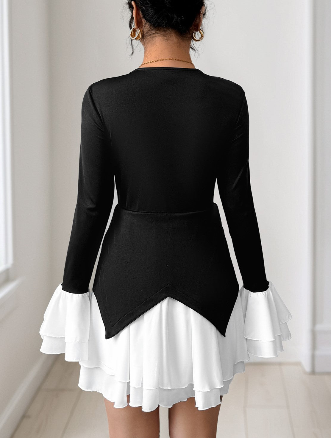 Two Tone Flare Sleeve Ruffle Mini Dress - Black - 1