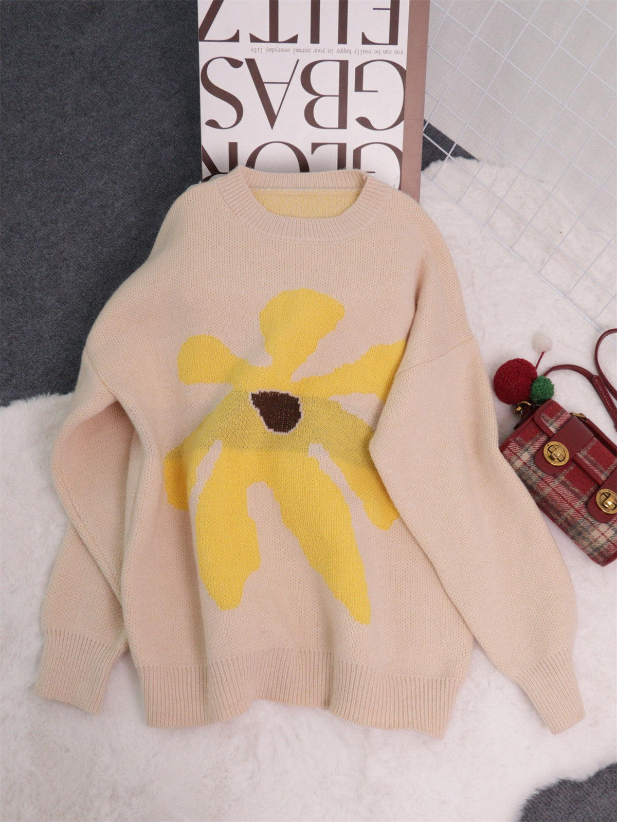 Oversized Floral Intarsia Crew Neck Sweater - Apricot