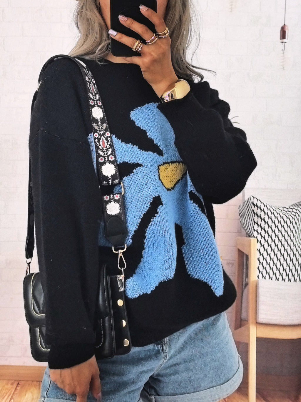 Oversized Floral Intarsia Crew Neck Sweater - Black