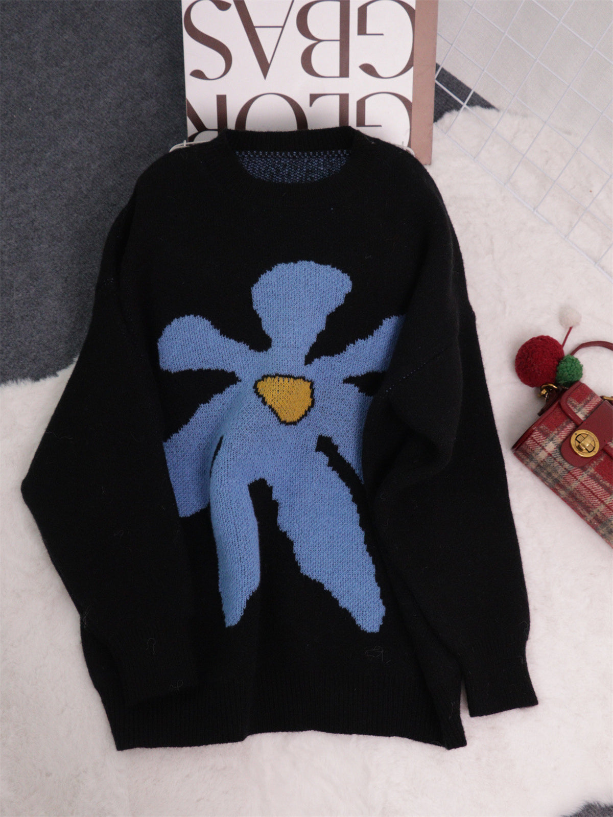 Oversized Floral Intarsia Crew Neck Sweater - Black - 1