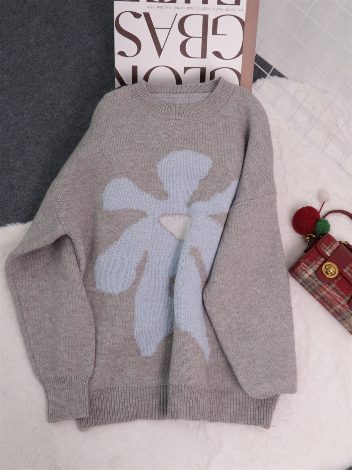Oversized Floral Intarsia Crew Neck Sweater - Grey - 1