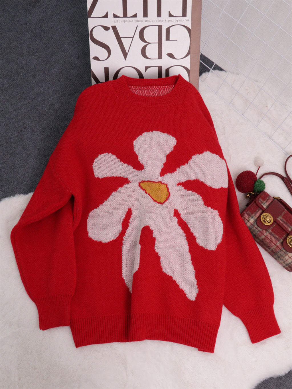 Oversized Floral Intarsia Crew Neck Sweater - Red - 2