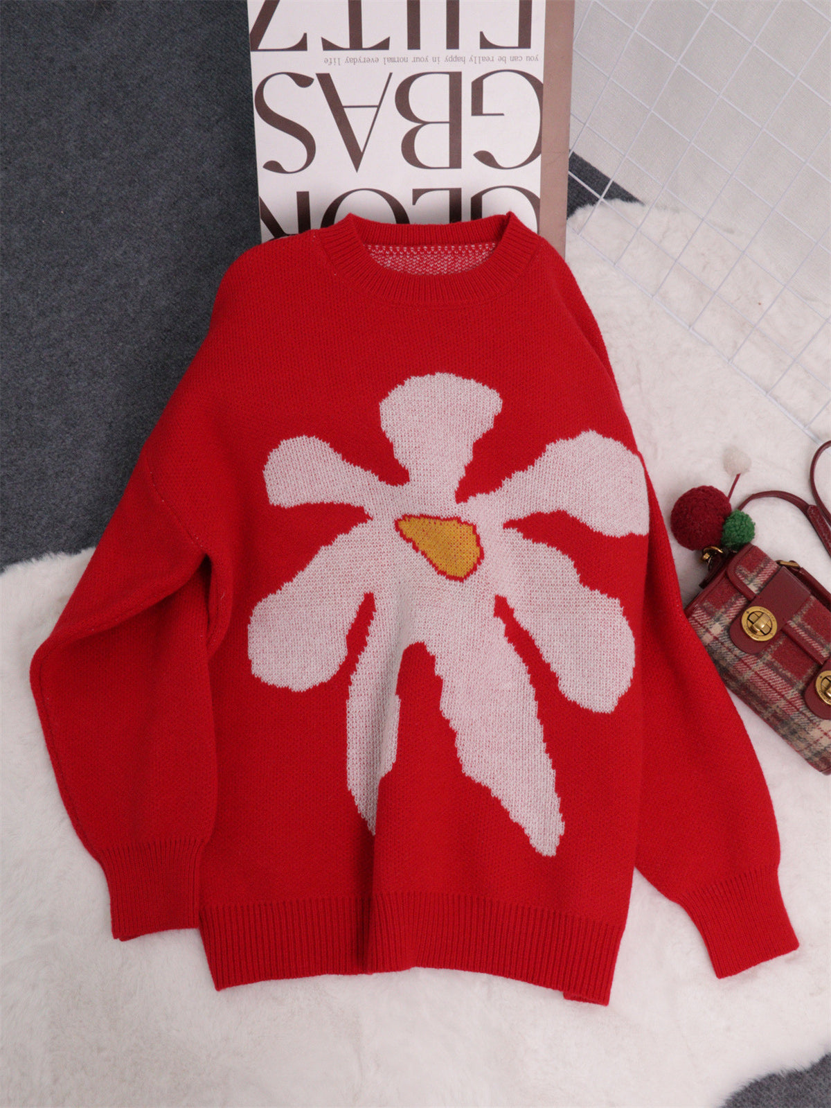 Oversized Floral Intarsia Crew Neck Sweater - Red - 2