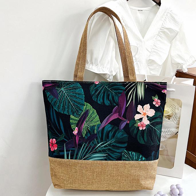 Tropical Leaf Print Jute Trim Tote - Wgreen
