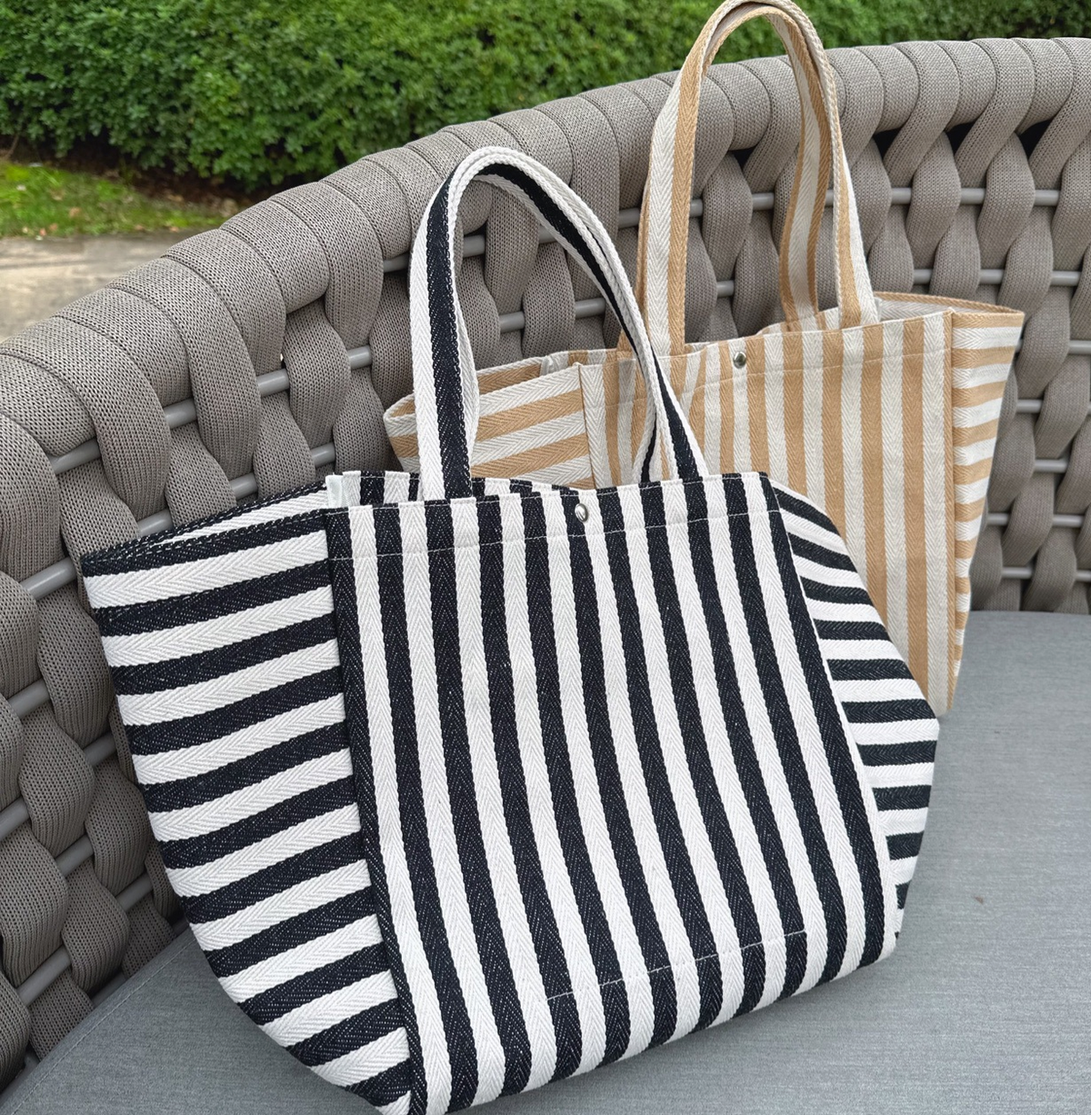 Woven Stripe Canvas Tote With Snap Closure - Black - 5