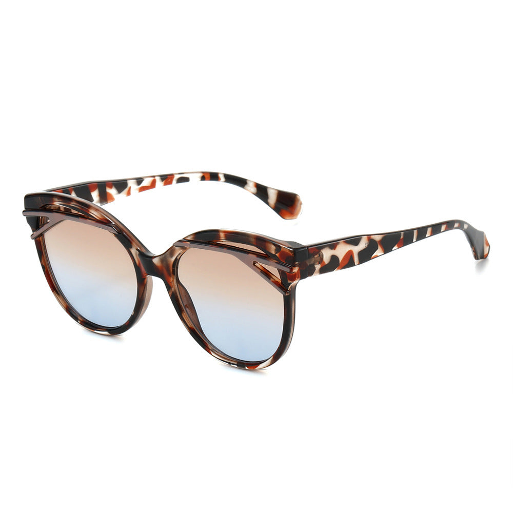 Oversized Round Sunglasses With Brow Bar Accent - Decor_T