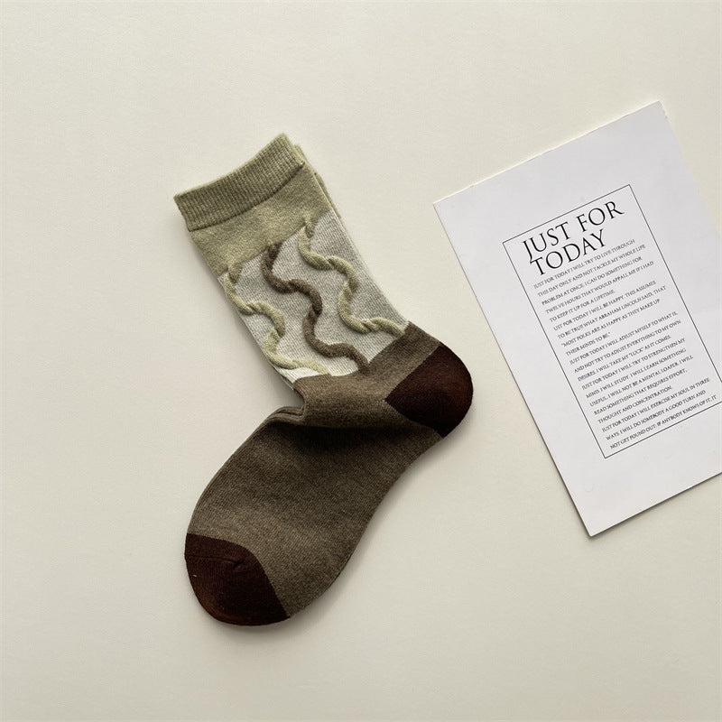 Vintage Pattern Rolled Cuff Crew Socks - Green