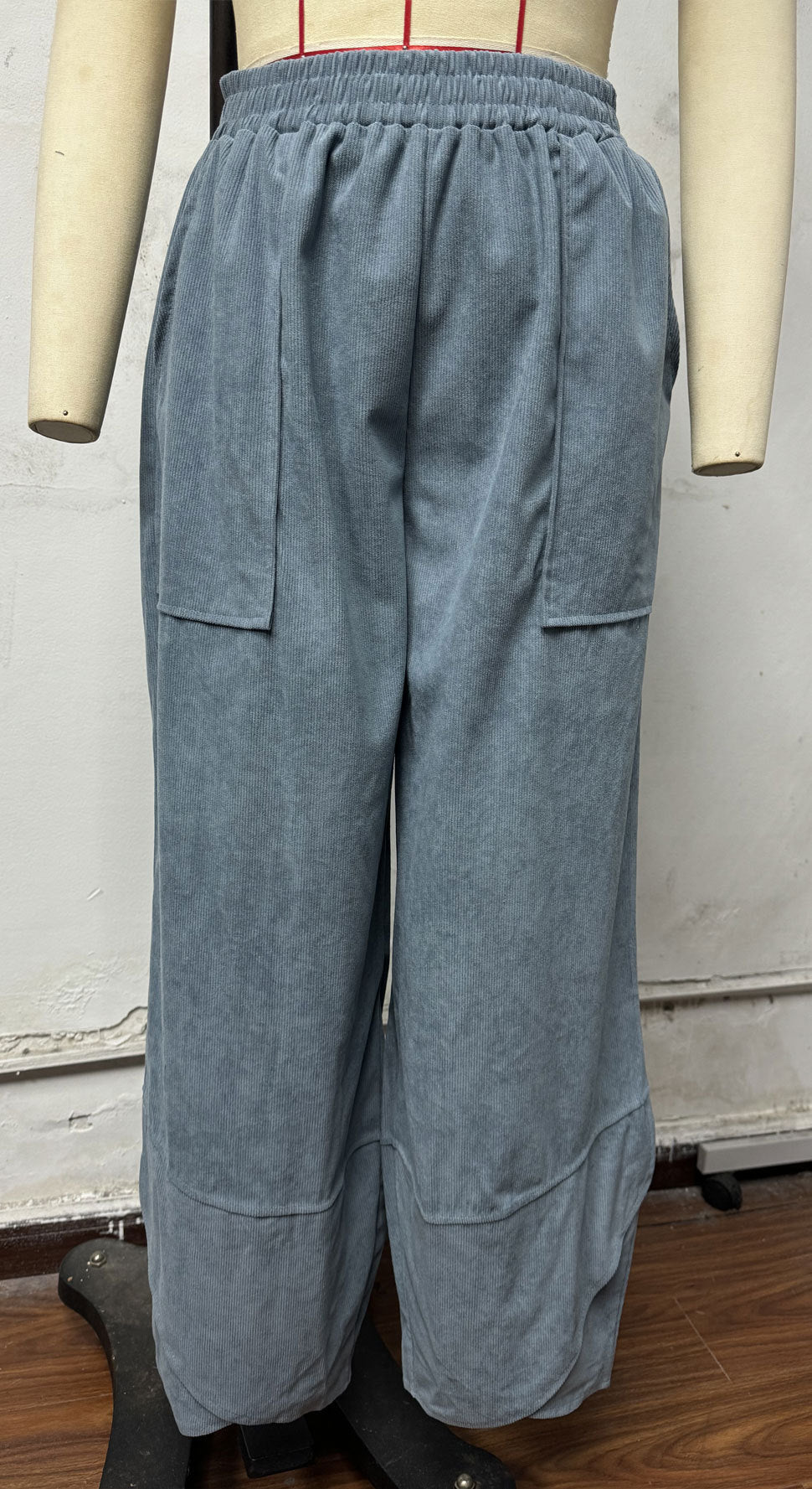 Pull On Cropped Barrel Leg Trousers - Blue