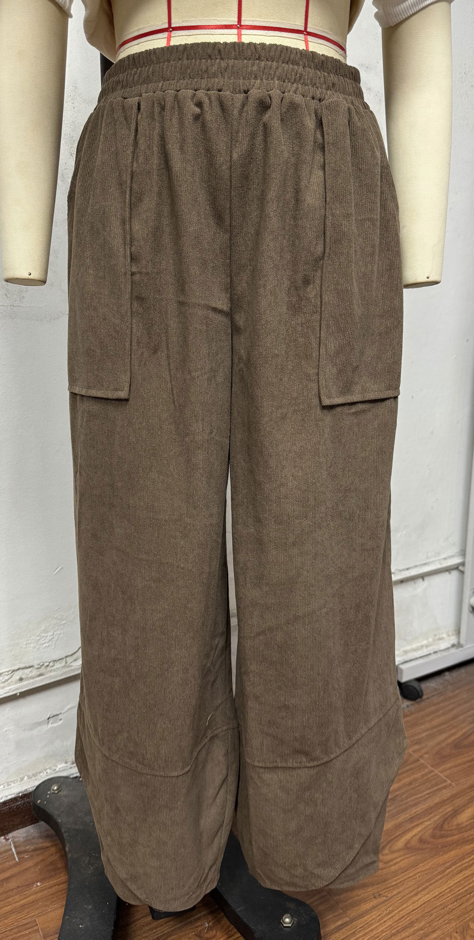 Pull On Cropped Barrel Leg Trousers - Coffee