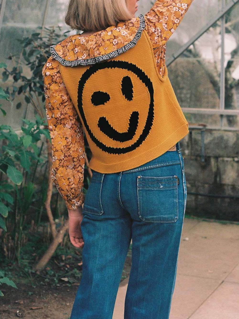 Smiley Face Knitted Sleeveless Vest Top - yellow - 4