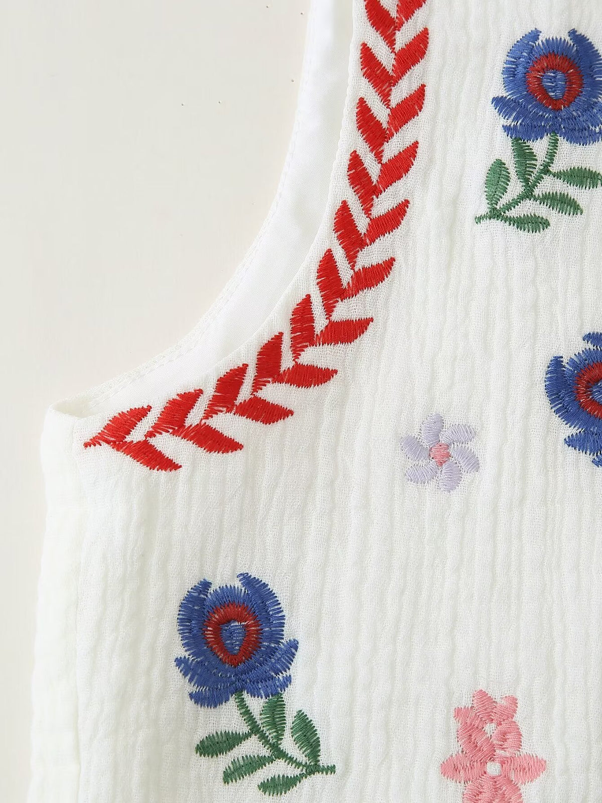 Embroidered Floral Cropped Open Vest - Red - 6