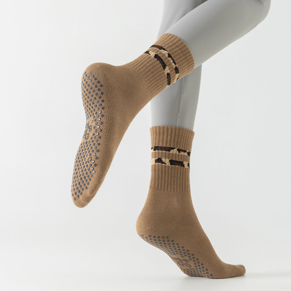 Non-Slip Pilates Grip Crew Socks With Leopard Stripes - Khaki
