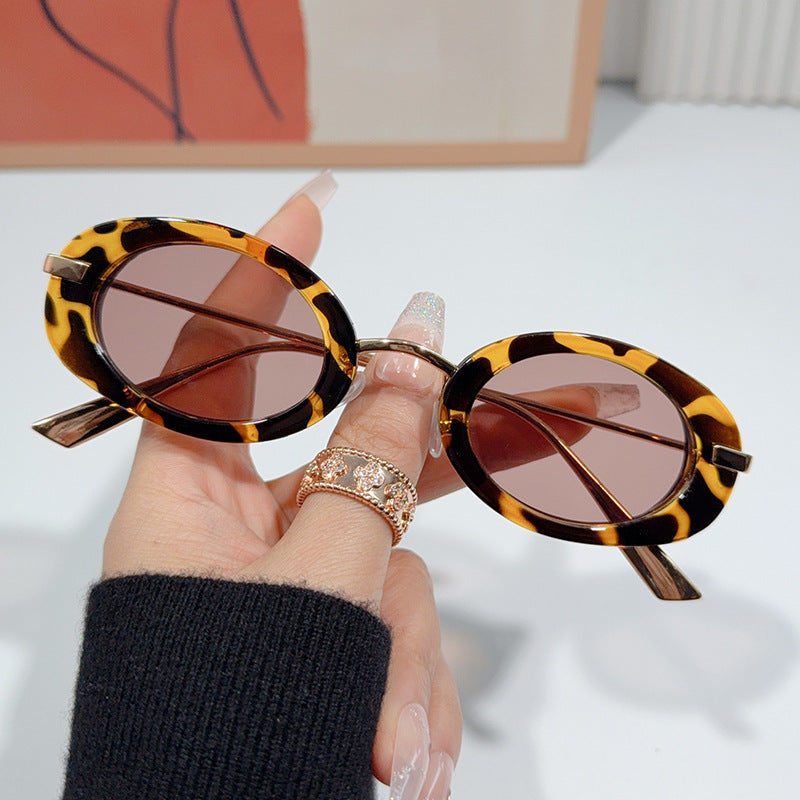Small Oval Frame Retro Sunglasses - Leopard_T