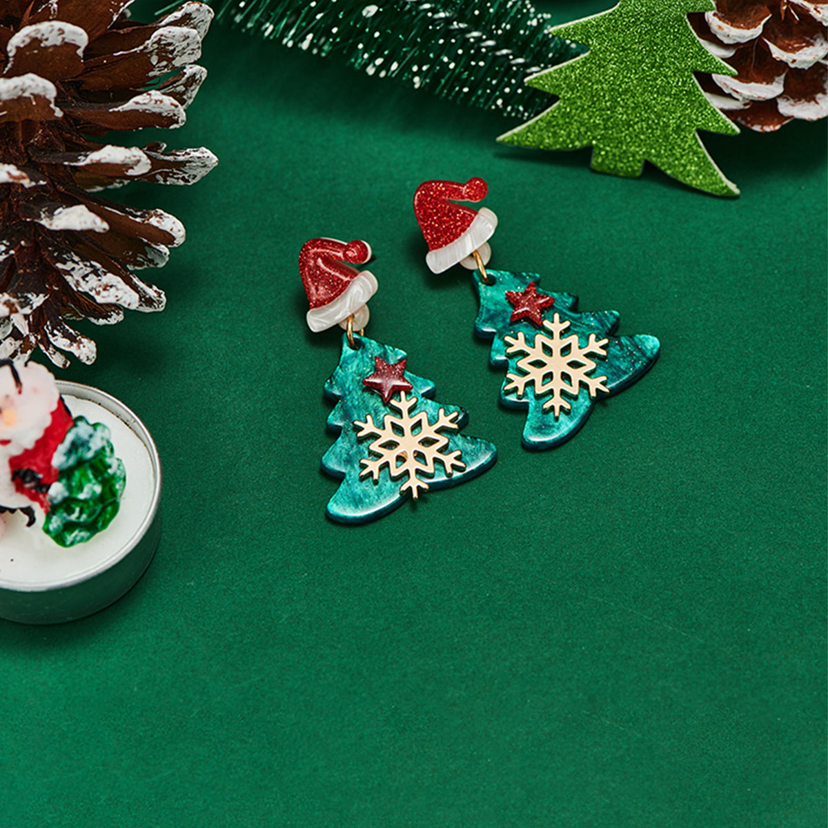 Santa Hat and Tree Drop Earrings - Green - 1