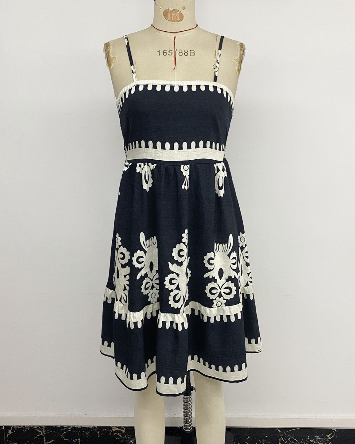 Scalloped Embroidery Smocked Cami Mini Dress - Navy - 5