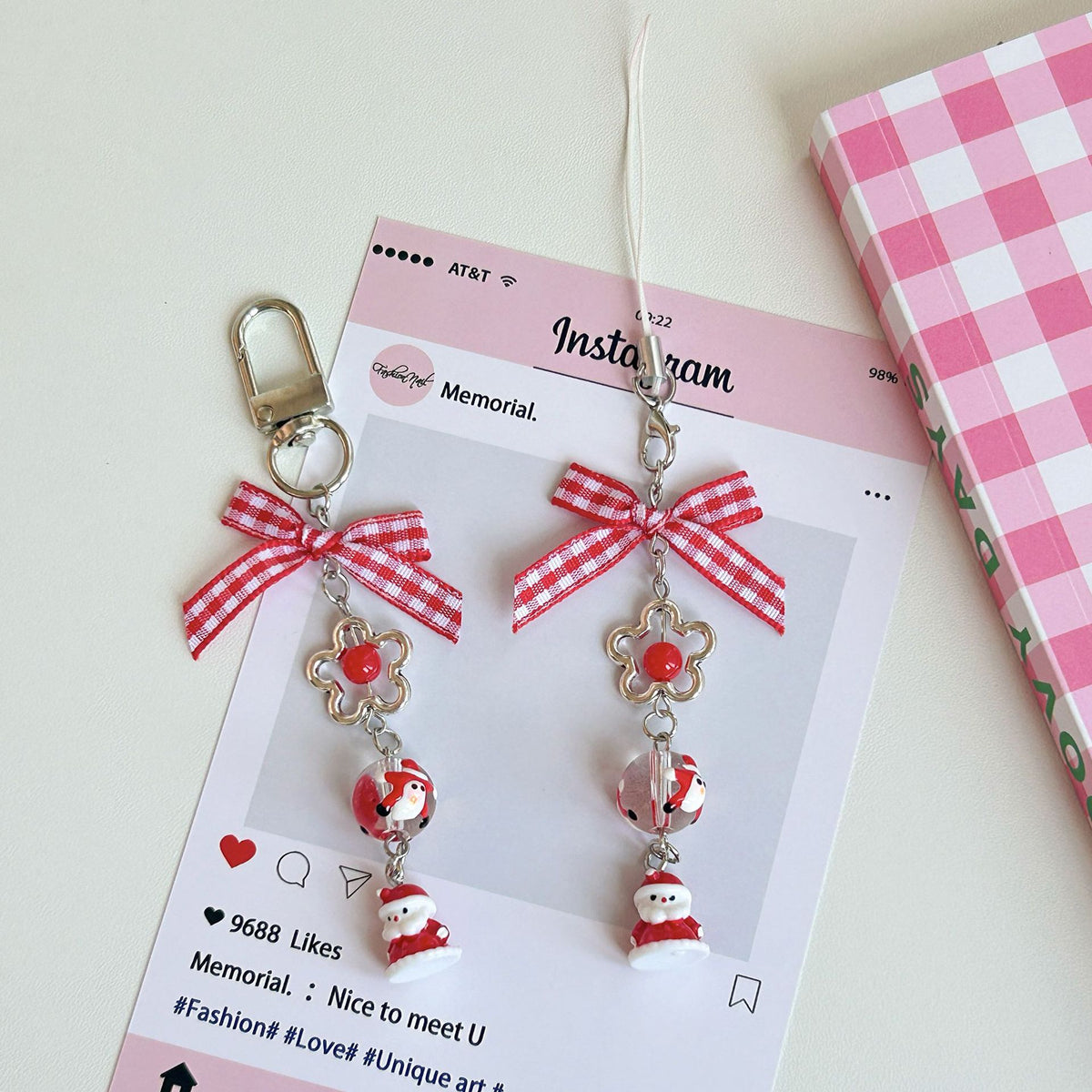 Gingham Bow Santa Charm Keychain - Santa-2 - 1
