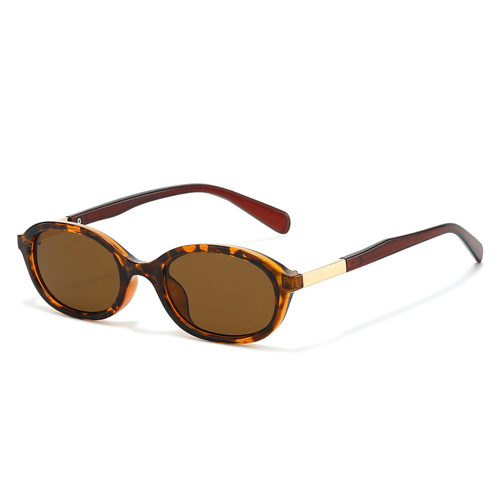 Petite Oval Retro Sunglasses With Slim Temples - Leopard