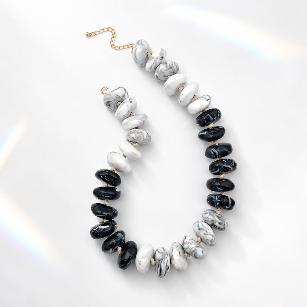 Oversized Marbled Resin Bead Statement Necklace - Color_10